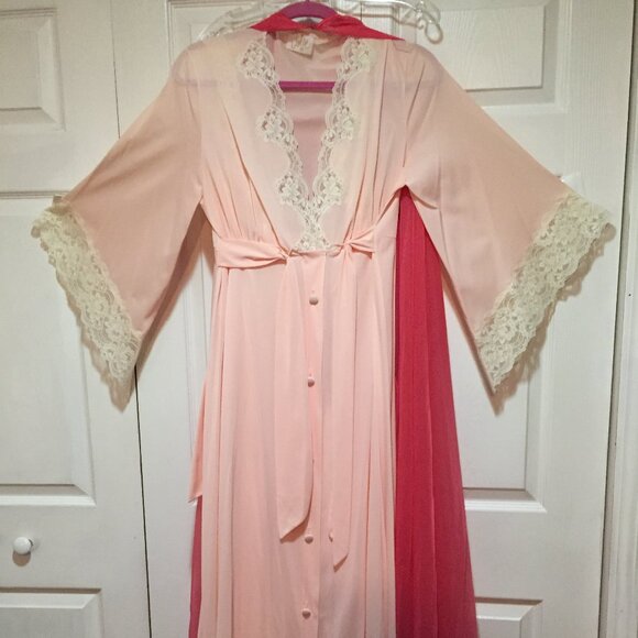 Vintage Jolie/Vanity Fair/JCP Size M Nightgown Robe Piece Set